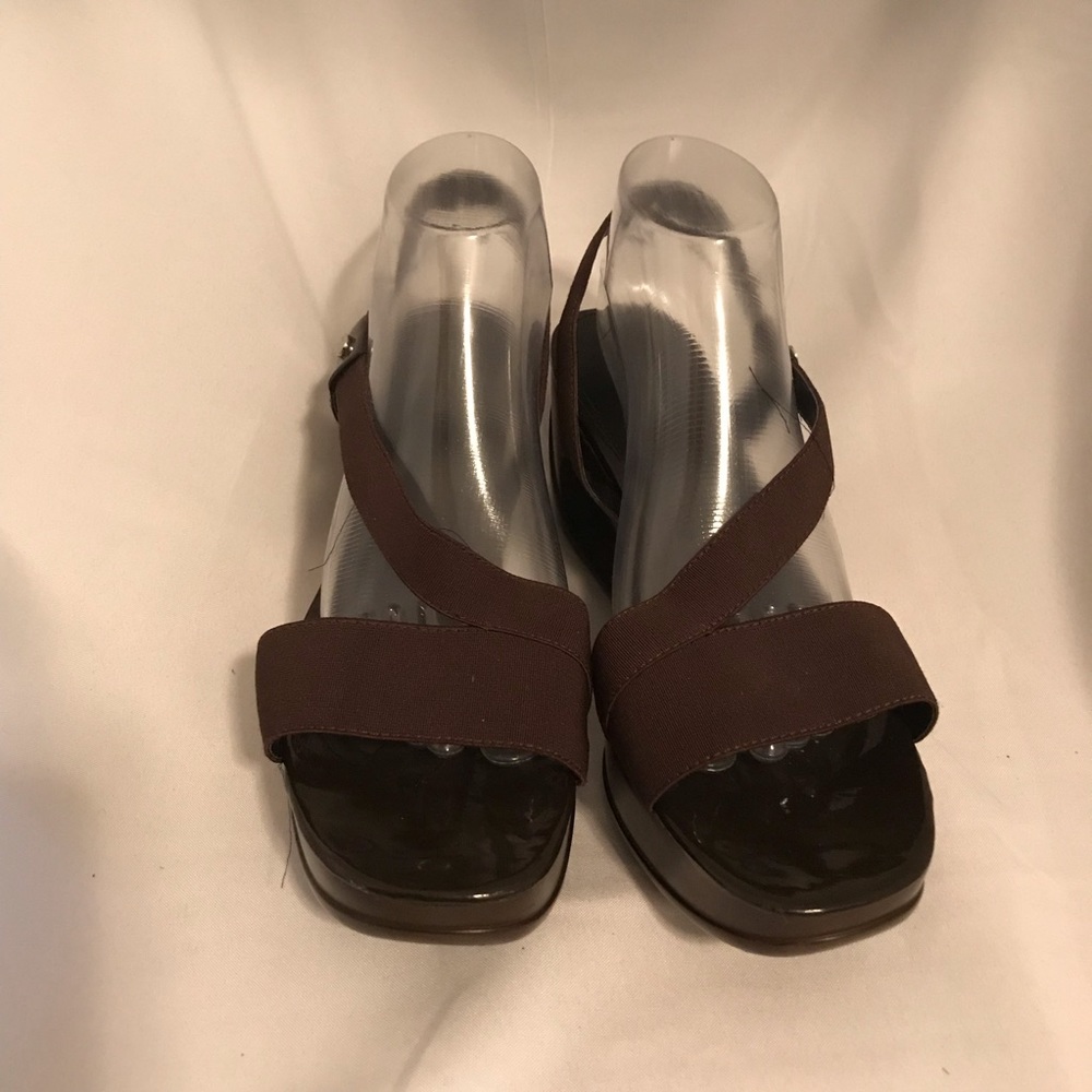 Calvin Klein Yumi Brown Leather Sandals - Size 10 - Picture 2 of 8
